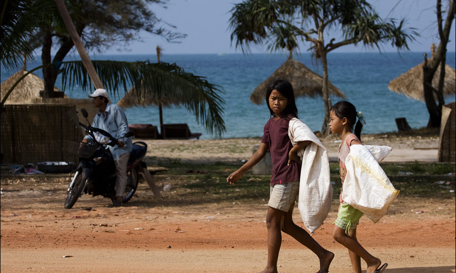 Поездка в  Камбоджу — Сиануквиль. Видео